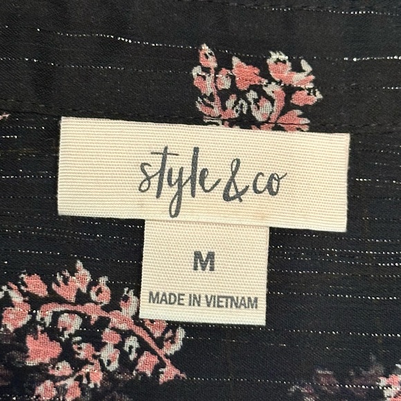 Style and Co Sheer Metallic Button Up Long Sleeve Floral Blouse Black Pink M - Picture 3 of 6